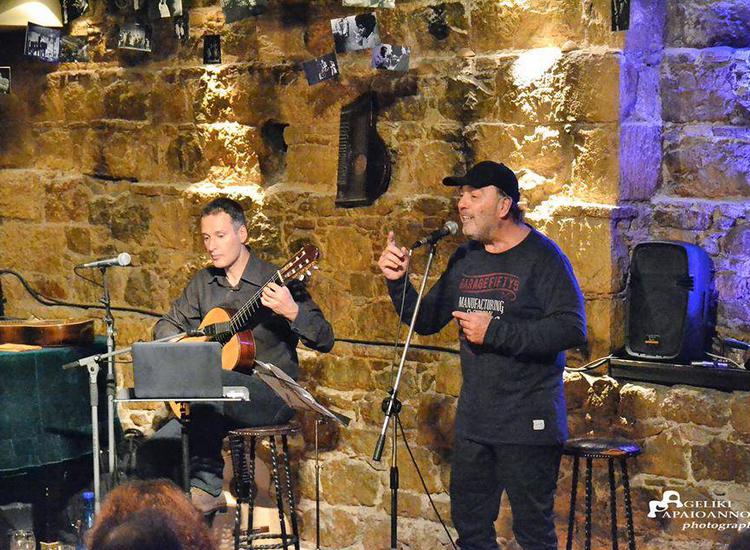 Δημήτρης Kάσσαρης: «Ο Έλληνας έχει στο DNA του το τραγούδι»