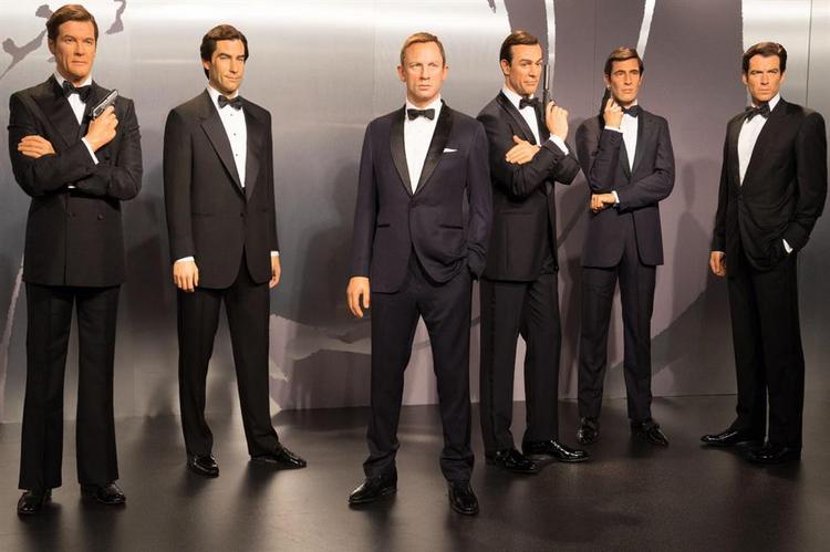 James Bond – «Τραγουδώντας» για τα 60 χρόνια του αγαπημένου Πράκτορα