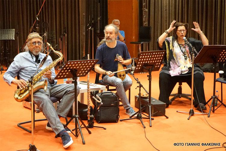 Charles Lloyd: «Η φωνή της Μαρίας Φαραντούρη με συντάραξε στον ίδιο βαθμό που το έκανε η φωνή της Billie Holiday!»