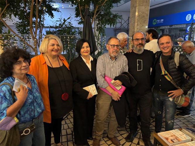 Τάσος Γκρους:«Ποτέ δεν εκμεταλλεύτηκα εμπορικά το τραγούδι, παίζοντάς το συνθέτης επιτυχιών»
