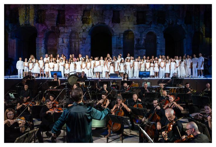 Ο «Τεμπέλης Δράκος» ζωντάνεψε τα όνειρά μας σε ένα κατάμεστο Ηρώδειο