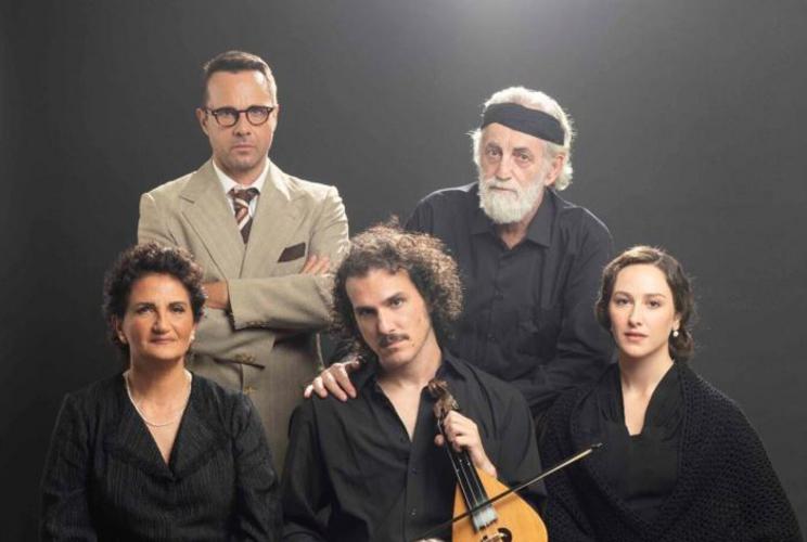 H ζωή του Νίκου Ξυλούρη μεταφέρεται στο θέατρο