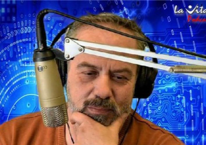 «Έφυγε» ο Γιάννης Ταμπάκης, ιδρυτής του La Vita Radio