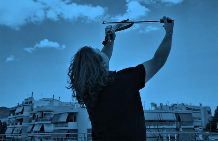 «Στης Γραμβούσας τ' ακρωτήρι» από τον Μάνο Πυροβολάκη