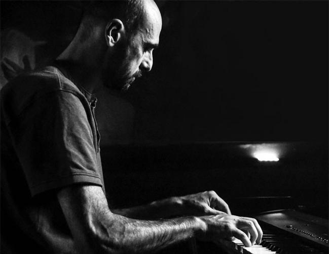 Γιώργος Καγιαλίκος: «Διαφωνώ με την προχειρότητα που παρουσιάζεται ως καλλιτεχνική άποψη»