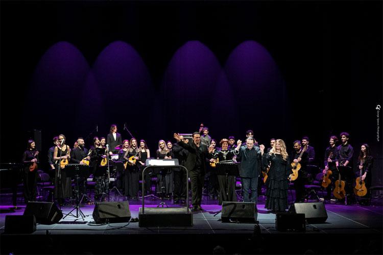 Στη μεγάλη γιορτή του Κώστα Λειβαδά και της Ορχήστρας Νυκτών Πάτρας στο ΟΛΥΜΠΙΑ