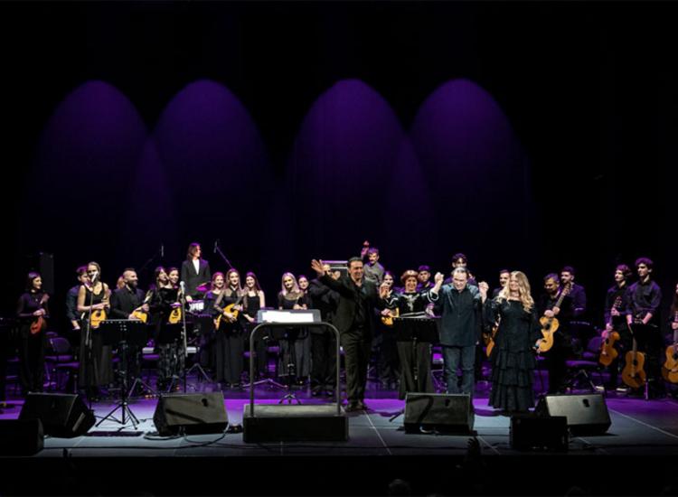 Στη μεγάλη γιορτή του Κώστα Λειβαδά και της Ορχήστρας Νυκτών Πάτρας στο ΟΛΥΜΠΙΑ