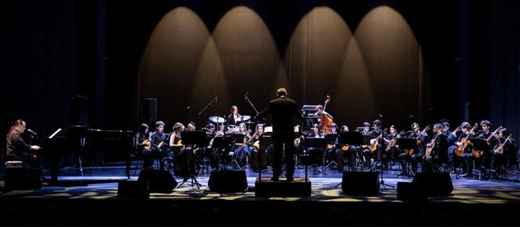 Στη μεγάλη γιορτή του Κώστα Λειβαδά και της Ορχήστρας Νυκτών Πάτρας στο ΟΛΥΜΠΙΑ