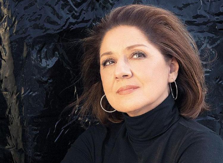 «Αχ Θάλασσα» από την Μαργαρίτα Ζορμπαλά