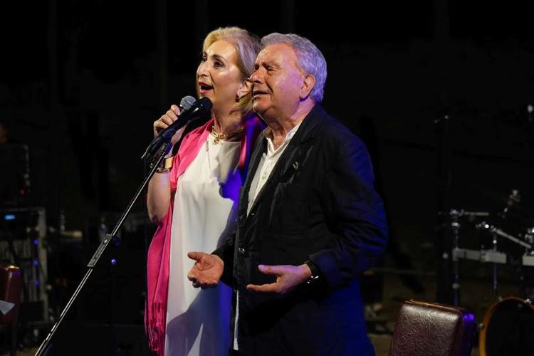 Η απαγόρευση που οδήγησε τον Μητσιά να μην τραγουδήσει, αλλά να απαγγείλει στο Δίον τον «Γιάννη τον φονιά» 